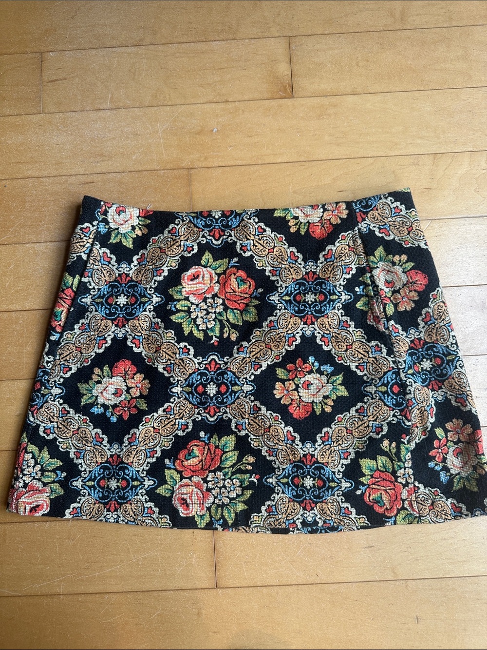 UO Sz Small Black Floral Tapestry Mini Skirt - Orange & Green Roses